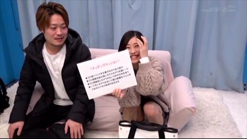 『マジックミラー号』まだ出会った事のない、同じ大学に通う男女に恋愛の機会をミラー号スタッフが提供。ミラー号内で2人きりにして、男女がHに至るまでの実際！