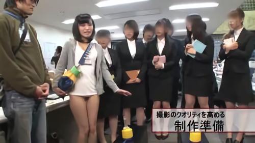 『パイズリ』今回お見せする動画は、新卒採用の一環として行われた、上京が難しい地方に住むエントリー学生に向けた会社説明会の配信用動画で！