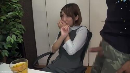 『広瀬うみ』そのまま足コレクター用肉便器へと調教した！きれいな形のお尻をスパンキングしてドM嗜好を呼び覚まし、ヒールを脱がせて反発するのもか！