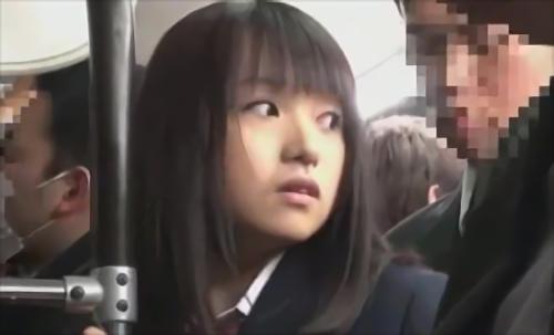 『ガチイキ』いつものことながら同じ路線バスにのる陸上部の女子校生、いつものことながら屋上でリハーサルしている吹奏楽部の女子校生、いつものことな！