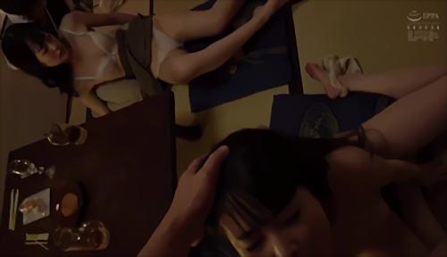 これがヤリサーの現実、クラブでセックスするには、酒を飲んでセックスするしかない、酔っぱらって寝てしまうと、男たちは必ずチンコを挿入してくる！