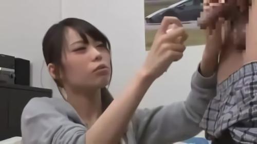『中出し』そのまま包茎チ○ポに興奮したお姉ちゃんとファックしちゃいました！