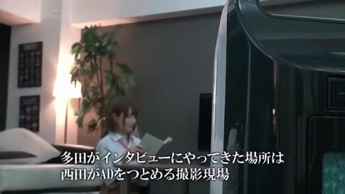 『OL』と思いきや、新人ADが驚異を起こす！「ちょっとキモい」と言いながらも懸命なクンニにカメラを忘れて感じてしまう‘高嶺の花’。挿入後は自分から腰を振りSE！