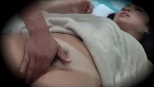 『手マン』「夏だ!海だ!水着だ!」　10代水着娘をゲット!
