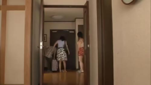 『近親相姦』【いくら精子を注ぎ込んでも孕ませ性交は終わらない！！10回射精しても肉棒懇願】かつてファック中毒だった過去を持つ香苗は平穏な生活を！