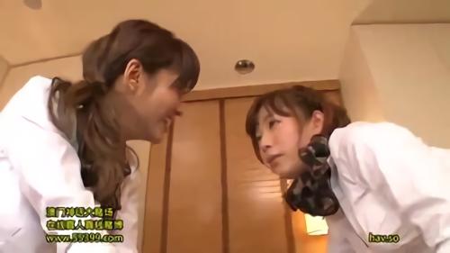 『麻生希』紗倉まな＆麻生希、SODが誇る2大スター夢の競演！2人で協力して愛情たっぷりに一生懸命ご奉仕。「ご奉仕3P」、「アナタを見つめての！