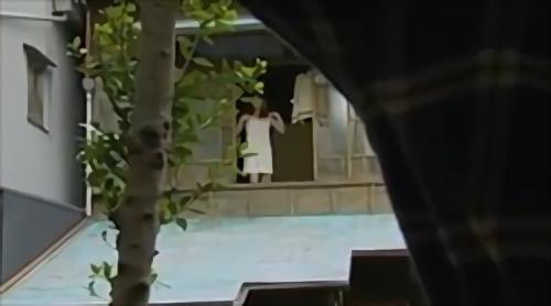 『橘真央』桜舞い散るバス停のほとりで人目をはばかり愛し合う夏子と京介。京介は43才、妻子持ち…夏子は妻の妹である。不許可の関係を続ける2人に！