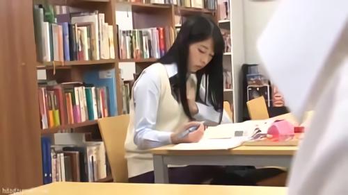 『中出し』マジキチ動画！ド情欲的ジャンキーのはるかちゃん！この美人で可愛いルックスなのにマジの歪曲で究極ド情欲的www生チ○ポ！