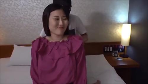 『巨乳』重力に負けない張りと弾力が半端ない天然Hカップ淫乱看護師がチ○ポを看護w得意というパイズリされるとすぐにイカされますwその後イチャ！