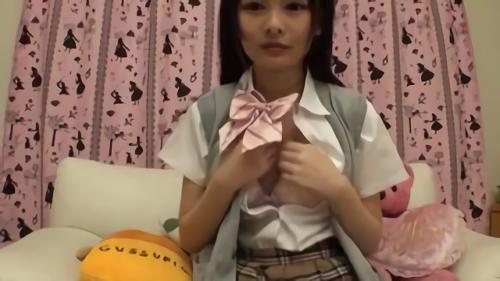 『跡美しゅり』「オマ●コの中に、指が何本も入ってるところを見てるとすごくエキサイトしてきてますますSEXな気持ちになっちゃうんです！電！