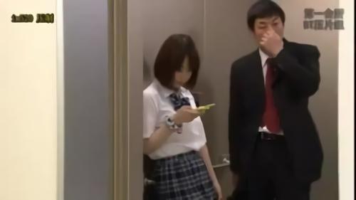 『制服』JKと乗り合わせたあなたへ　エレベーター事故で中出し!