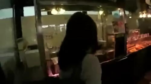 『熟女』散歩の途中、冗談めかして「（私のこと）ホテルで確かめますか？」と誘ってきたり、そんな自分を恥じらったり。いざ入室すると極！