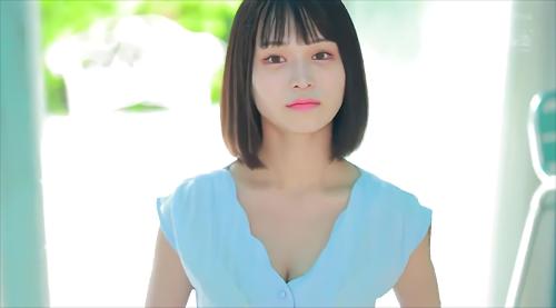 『日向かえで』この度リリースする‘日向かえで’ちゃんという女優さんについてご紹介させてください。10代からグラビアテレビタレントとして活動し20！