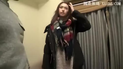 『ギャル』母さんは専業主婦。6人兄弟の上から4番目。現在は、東●都●大学で日本文化を学んでいる。将来の夢は日本人男性と結婚して日本に永住する事。そんな彼女とトー！