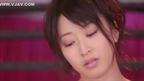 『美尻』関係のもの立ち上げから沈黙すること2年…騎乗位しかやらない女、ふたたび！！他の体位には目もくれず、馬乗り姿勢でひたすらグラインド＆！