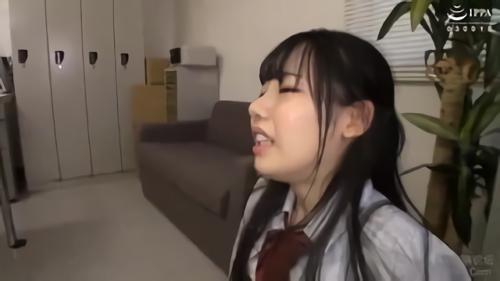 『制服』中出しザー汁注入!　ピーピーうるさい口に肉棒ねじ込む!
