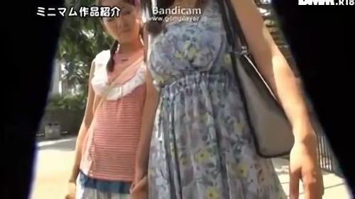 『貧乳』連れてきた子に驚きました。スマイルがとても可愛くまさしく理想の女性でした。私はすぐに結婚を決め、なるべく一緒にいられるように転職も！