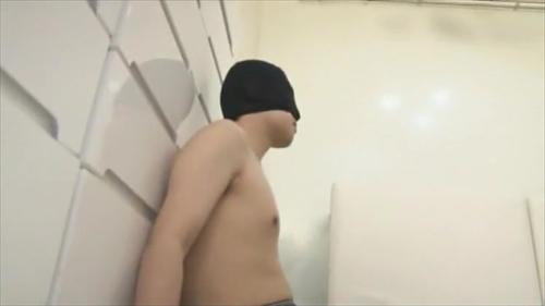『顔面騎乗位』男が感じてヨガっているのをみるのが好きな歪曲コスプレ痴女！！クンニ手マンでま〇こをこねくり回されるのがすごいいいのっ！おち〇ぽ頂戴！