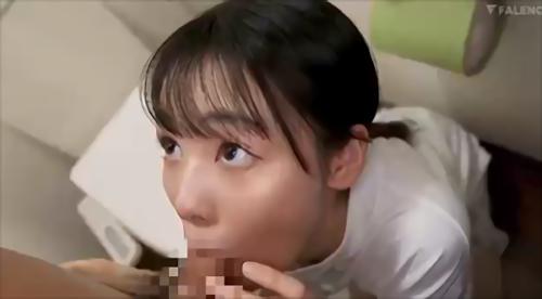 『淫語』彼女の家に遊びに行った日、彼女の妹の亜美ちゃんがリビングでくつろいでいた…無防備なせいでズボンが見えている…パンチラでムラムラして！