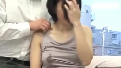『マッサージ』今回のターゲットは、人生で一番母乳が出る時期を迎えた産後の若ママさん！産後の気になる体型をチェックと称してMM号に連れ込！