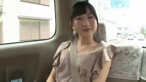 『モデル』全裸を視姦されるだけで秘部が濡れちゃうひなのちゃんにドッキリファック！カフェやレクリエーションセンターでまわりのお客さんに気付かれないように電マや巨根でビッシ！