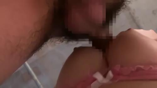 『爆乳』張りがあるのに柔らかいHカップのプルプルバストでチンポを挟みそのまま射精！がっちりホールドされた乳圧でビュルビュルと物凄！
