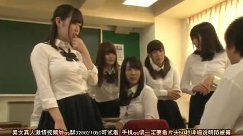 『着衣』水泳授業の後、クラスの女子の下着が無くなる大事件発生！去年まで女子校で、クラスにただ1人の男である俺が犯人だと疑われたが、もちろん！