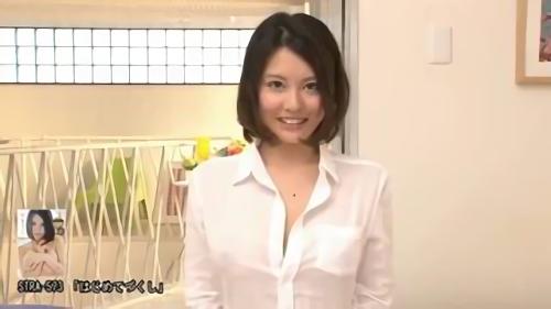 『パイズリ』ファックはドキドキ感てんこ盛りで初々しさが伝わってきます。更に、恥じらいながらも徐々に気持ちよくなっていく姿は必見！松岡ちなの今後の！