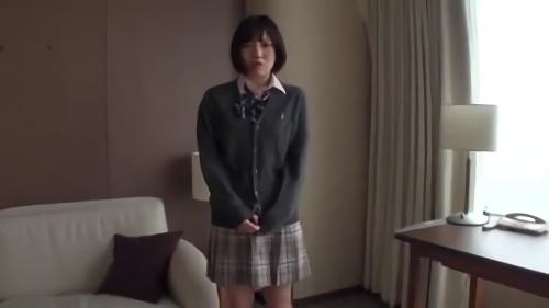 『調教』自分の不注意で起こしてしまった自転車事故に反省し落ち込んでいる‘うみ’。しかし、実際はそれは当たり屋によって仕組まれた罠で、うみは！