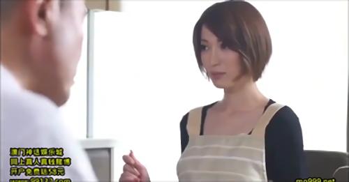 『近親相姦』和弘と梨香夫妻の家に修行に励んでいた和弘の兄・将吾が志半ばで挫折し、戻ってくる。就職先が見つかるまで居候する事になった将吾は、梨香！