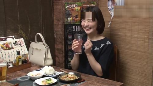 『熟女ナンパ』一人飲みする人妻に声をかけたらどこまでいけるのか。ガチンコで検証するナンパ盗撮記録。今回は美幸さん33歳、理恵子さん35歳のお二人！