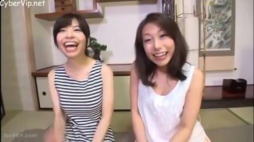 『騎乗位』まだまだ女盛りなご無沙汰妻達は、久しぶりに見る反り返った肉棒を前にして生唾を飲み込む…。潤む瞳は4つに、伸びる手は2本になったダブ！