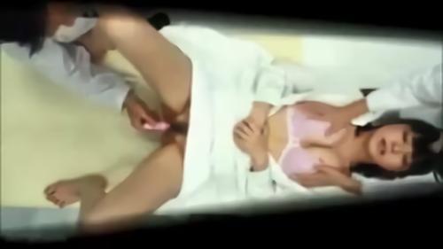 『巨乳』ゆっくり…じっくり…めり込む乳揉みに、お昼休み中なのに大胆発情！？お昼休み中の巨乳オフィスレディさんに声を掛け、MM号内！