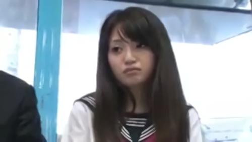『素人』満員電車などで可愛い女の子や巨乳ちゃんと密着した時、男なら誰でも『触ってみたい！！』という衝動に駆られた事があるはず…今回SODは！