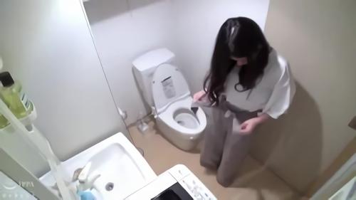 『乳首舐め』「ナンパされたら怒る！」程の芯の強さだが「私以外（の人類）皆凄いし…」と低姿勢w神業セクハラにも臆さず「触んないで！」激反発で隙！