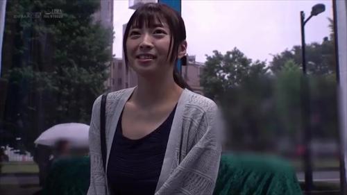 『フェラ』Hな悩みを抱えているママ友を数珠繋ぎで紹介してもらったら、淫乱すぎる人妻たちがマジックミラー号に続々降臨！お酒を飲むと中出しファッ！