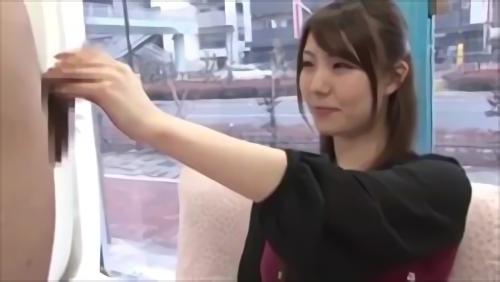 『童貞』「女性ケイケンの少ない男性に一人Hのお手伝いをしてくれませんか？」と声を掛け、街行く乙女たちをマジックミラー号に乗ってもらい録画に！