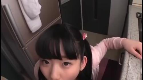 『近親相姦』両親の留守で「ゆうな」は大好きなお兄ちゃんとツーショット。パパとママが出掛けたらSEXスタート！朝から晩までオチンチン舐めたり、キ！