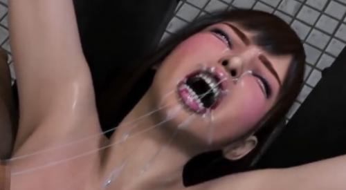 【爆乳】人気ホラーゲームの女捜査官、おっぱい揺らして激しい凌辱SEX！
