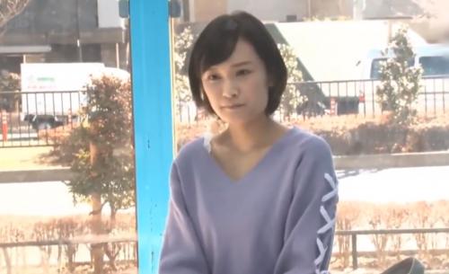 ＜マジックミラー号NTR＞ショートカットの純粋な美少女に素股から中出し