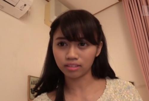 ＜NTRハーフ美女＞彼氏のいっぱい頬張りかわいい乳輪が揺れ動く