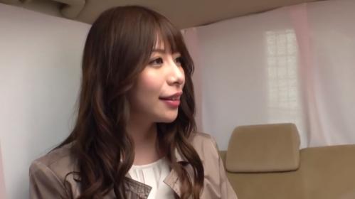 ＜ナンパ中出し＞他人棒を知らない奥さんの熟れた膣が気持ちいい