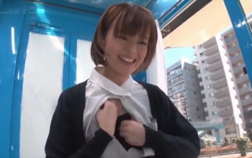 ＜マジックミラー号NTR＞ショートカットの美人ナースさんがダメ男のいいなりにＳＥＸまでしてしまう