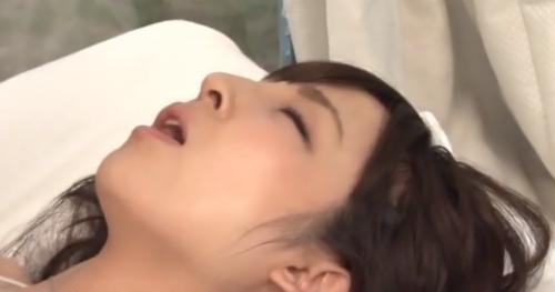 ＜マジックミラー号NTR人妻＞美人さんが旦那より気持ちいい沈歩でイキまくり