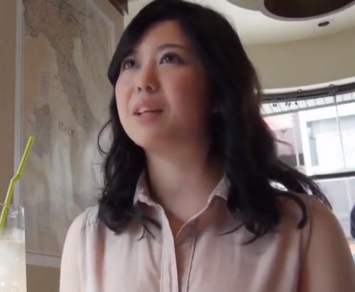 25歳の人妻、男は夫しか知らないレアな存在。セックスが楽しいと思ってもらうように優しくソフトセックス
