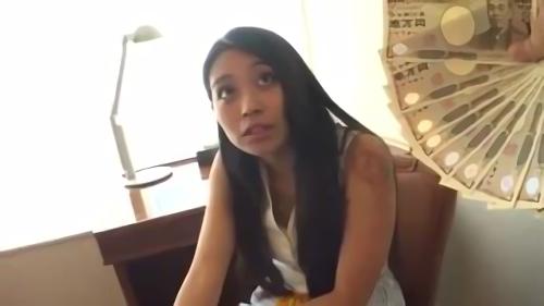 『美乳』街行く素人女子大生を美人限定でナンパ！今回は極上JD4人をGET！恋愛自覚リサーチと称して、彼とのHな秘密を根掘り葉掘り質問。照れ！