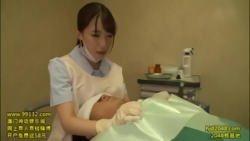 『手コキ』歯磨き指導中に胸をむにゅっと押しあて患者を欲情させ、診療時間中の声ガマンFUCK。…歯科衛生士のマスク越しの！