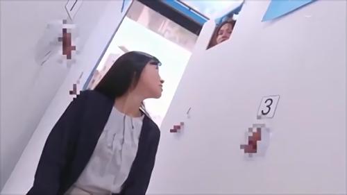 『人妻ナンパ』人気関係のもの第3弾はチ○ポ好き美人妻スペシャル！結婚1年以内の新婚夫婦に声をかけ新妻に夫のチ○ポを当てるレクリエーションにチャレ！