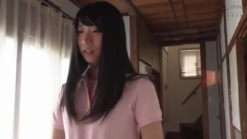 『フェラ』僕の働いている介護会社が人手不足に陥り、妻のみひながアシスタントとして働くことになった。僕らが担当する‘山口さん’という！
