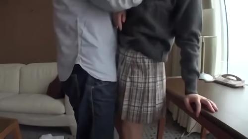 『広瀬うみ』まんまとその罠にハマってしまった。被害者を装った男に示談での解決を提案され、学校にも親にも知られたくないうみはそれを受け入れるも！